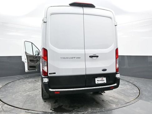 Used 2022 Ford Transit 250 Medium Roof w/ Load Area Protection Package image 39