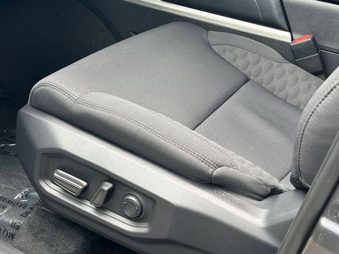 New 2026 Toyota Tundra SR5 image 8