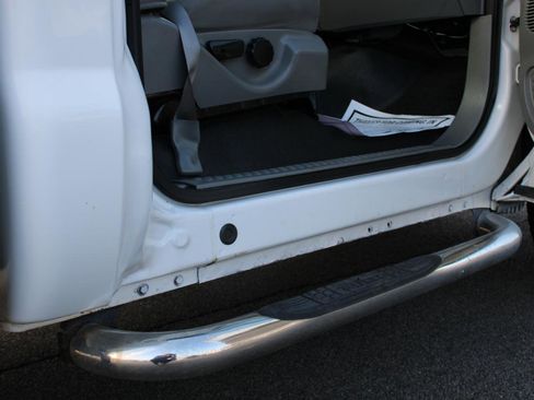 Used 2006 Ford F350 XL image 13