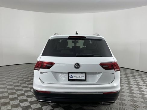 Used 2018 Volkswagen Tiguan SEL image 6