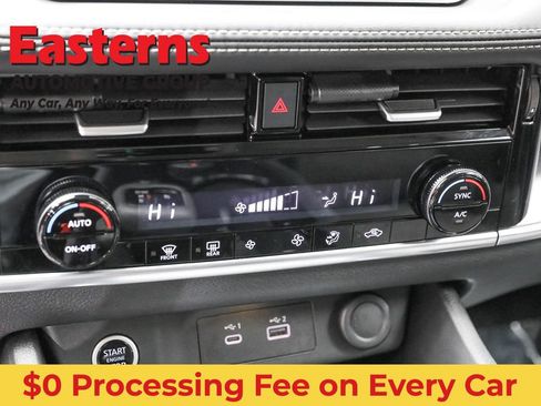 Used 2022 Nissan Rogue SV AWD/4WD image 20