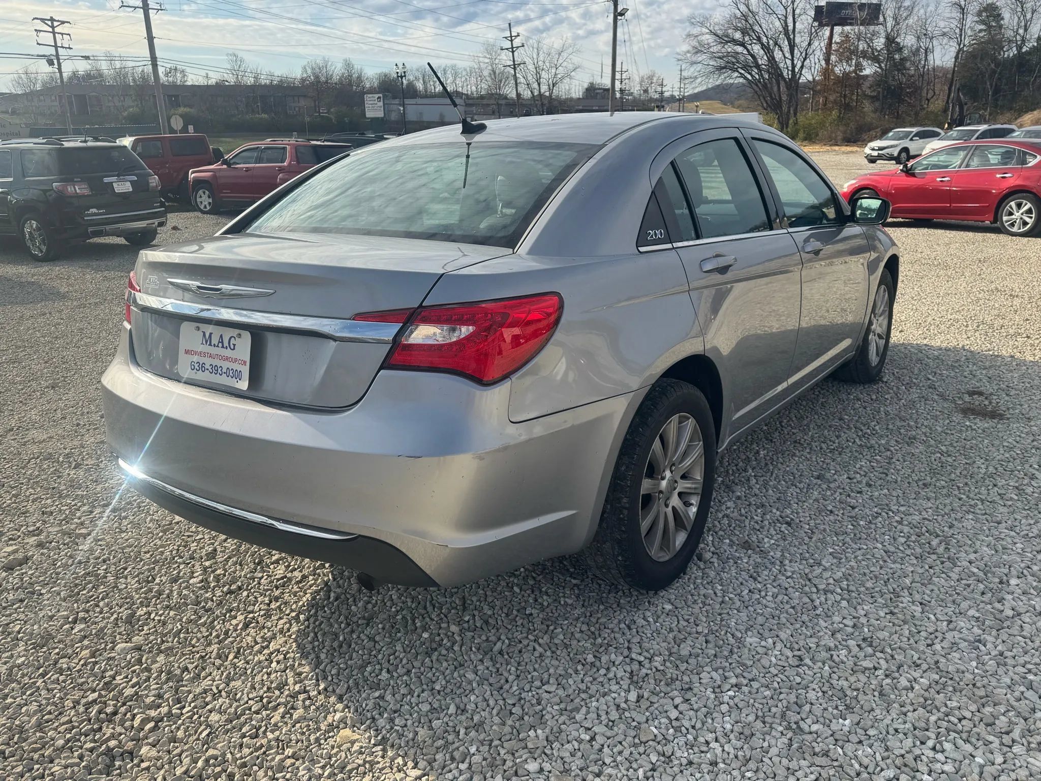 Used 2013 Chrysler 200 Touring FWD image 5