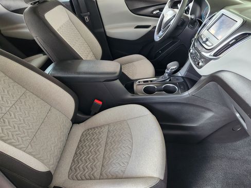 Used 2024 Chevrolet Equinox LT FWD image 15