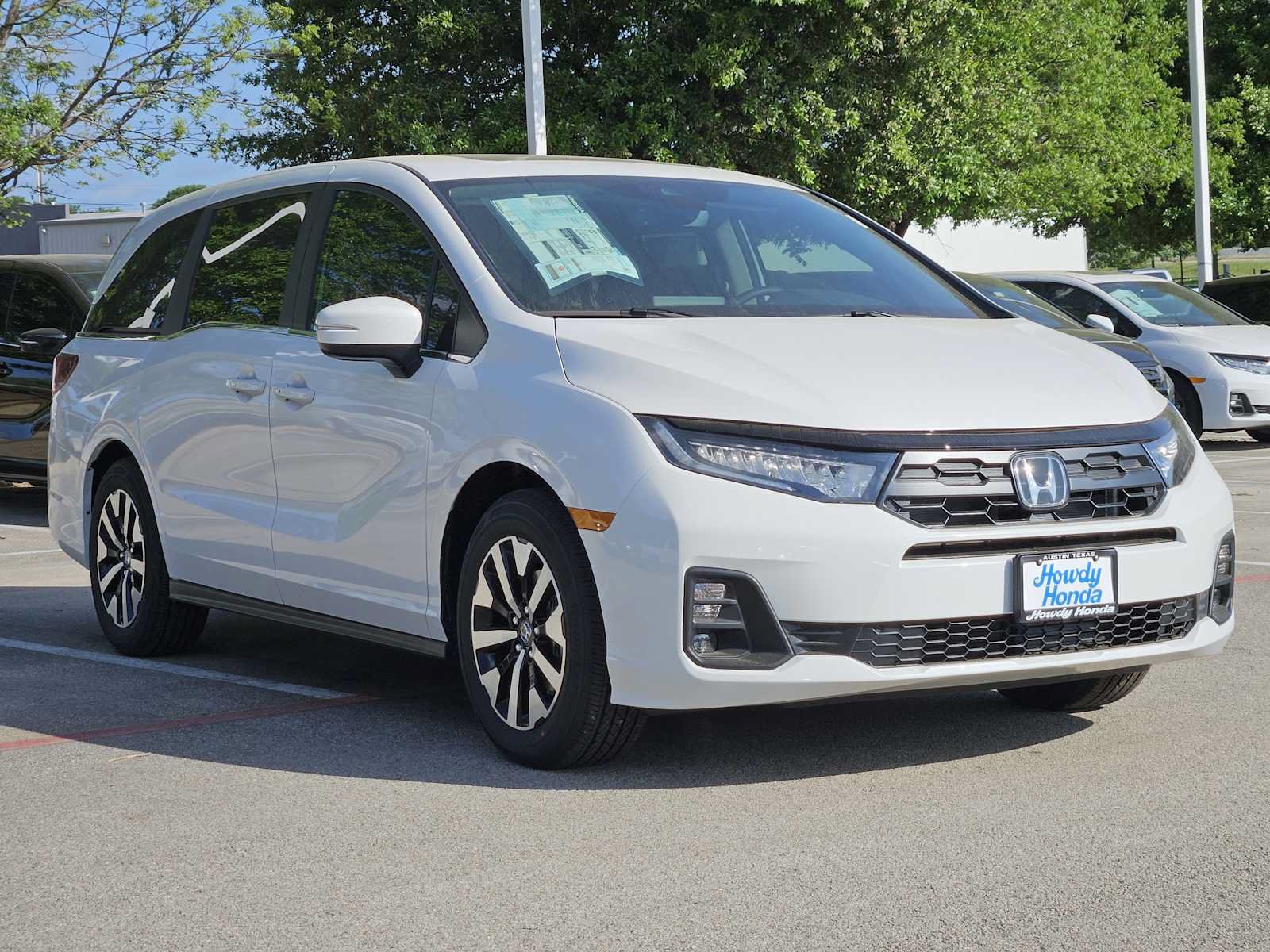 New 2026 Honda Odyssey EX-L image 3