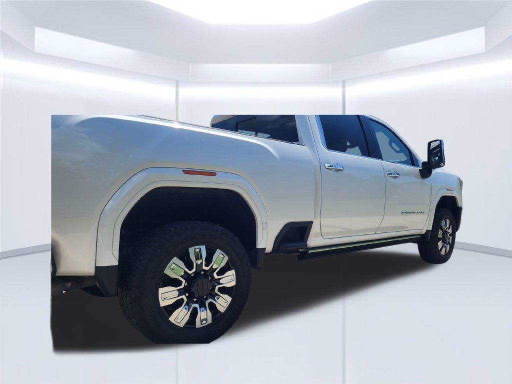 Used 2025 GMC Sierra 3500 Denali w/ Denali Reserve Package AWD/4WD image 27