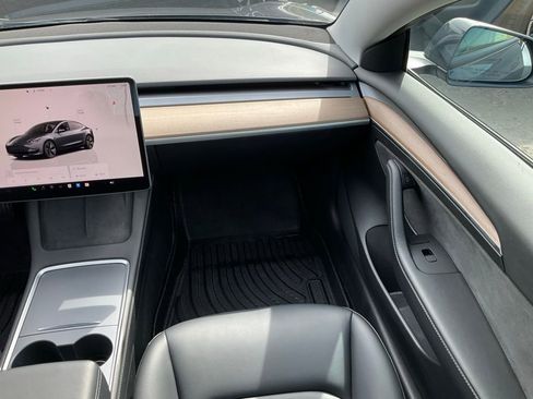 Used 2023 Tesla Model 3 Standard Range image 61