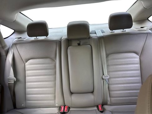 Used 2017 Ford Fusion SE w/ Fusion SE Technology Package image 13