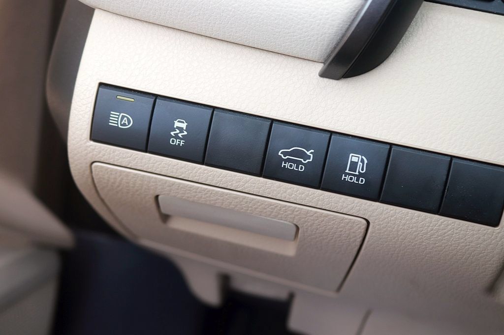 Used 2023 Toyota Camry LE FWD image 26