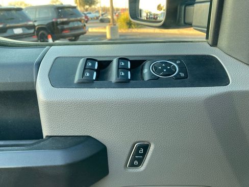 Used 2019 Ford F250 XL w/ Power Equipment Group image 13