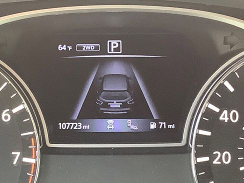 Used 2019 Nissan Pathfinder SL AWD/4WD image 28