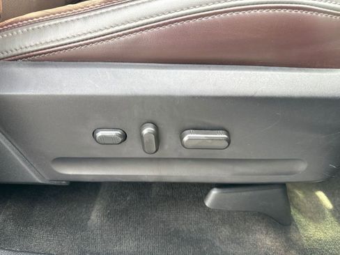 Used 2017 Ford Expedition EL Platinum image 27