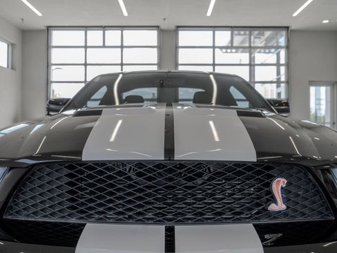 Used 2007 Ford Mustang Shelby GT500 RWD image 23
