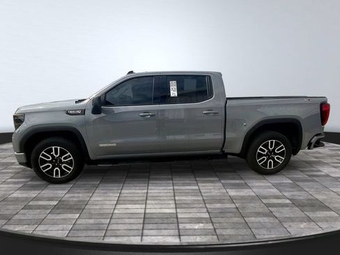 Used 2024 GMC Sierra 1500 Elevation w/ LPO, Elevation Black Package AWD/4WD image 4