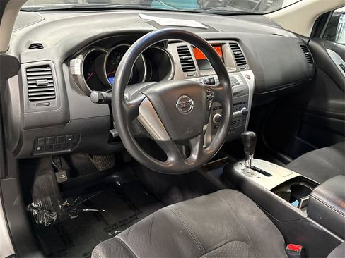 Used 2011 Nissan Murano S image 5