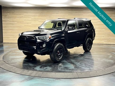 Used 2023 Toyota 4Runner TRD Off-Road AWD/4WD image 5