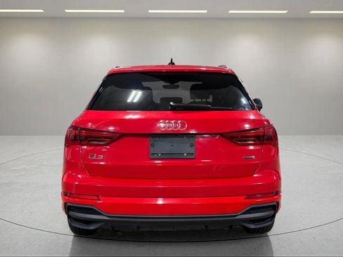 Used 2024 Audi Q3 2.0T Premium image 4