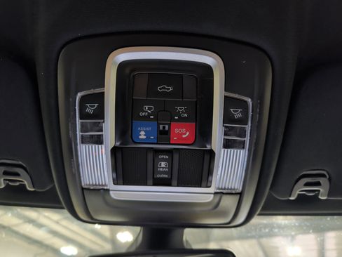 Used 2022 RAM 2500 Laramie image 11