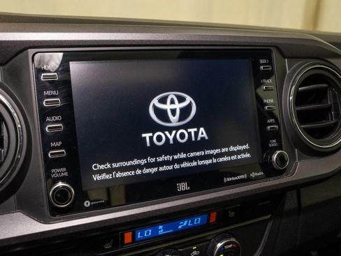 Used 2020 Toyota Tacoma TRD Off-Road w/ TRD Premium Off Road Package image 12