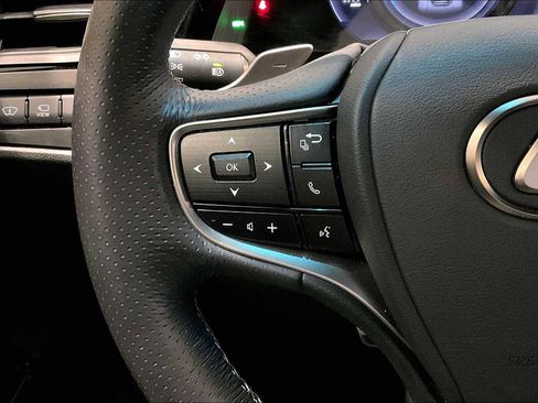 Used 2024 Lexus ES 300h F Sport w/ Accessory Package (Z1) image 22