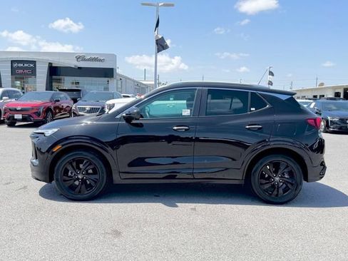 Used 2024 Buick Encore GX Sport Touring w/ Advanced Technology Package FWD image 7
