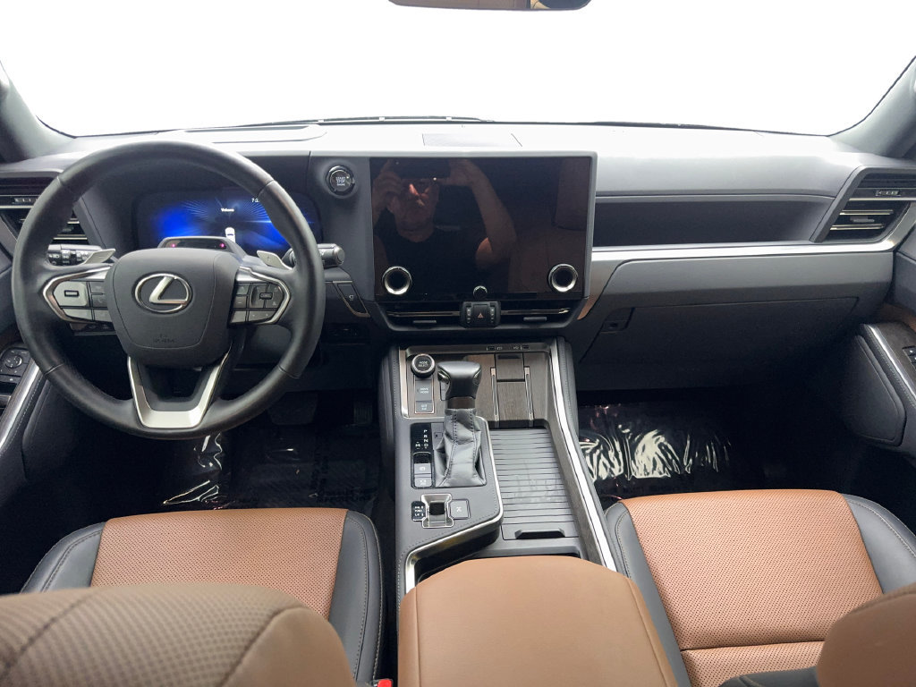 Used 2025 Lexus GX 550 w/ Accessory Package (2T) AWD/4WD image 57