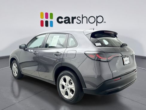 Used 2025 Honda HR-V LX image 3
