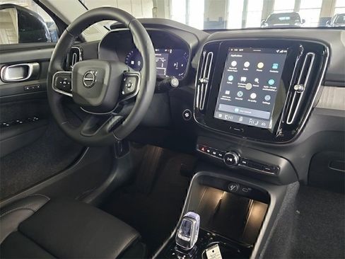 New 2026 Volvo XC40 B5 Plus w/ Climate Package image 17