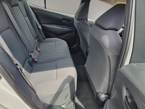 Used 2022 Toyota Corolla LE FWD image 7