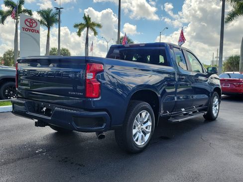 Used 2021 Chevrolet Silverado 1500 Custom image 12
