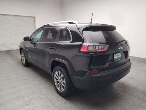 Used 2019 Jeep Cherokee Latitude Plus w/ Comfort/Convenience Group FWD image 5