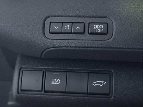 New 2026 Toyota C-HR AWD/4WD image 21
