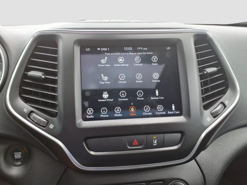 Used 2022 Jeep Cherokee Latitude Lux w/ Sun & Sound Group AWD/4WD image 25