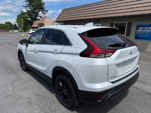 Used 2023 Mitsubishi Eclipse Cross LE AWD/4WD image 9