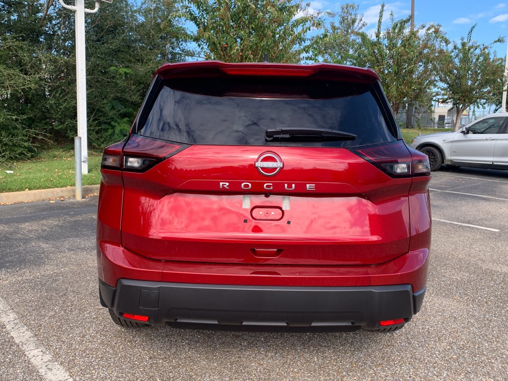 New 2027 Nissan Rogue S FWD image 4