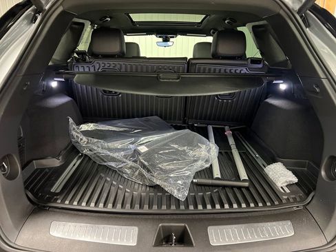 New 2026 Cadillac XT5 Premium Luxury image 15