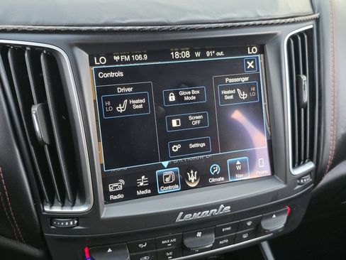 Used 2017 Maserati Levante S AWD/4WD image 14