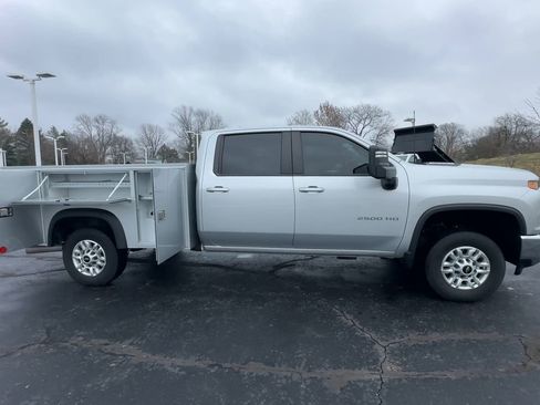 Used 2023 Chevrolet Silverado 2500 LT image 9