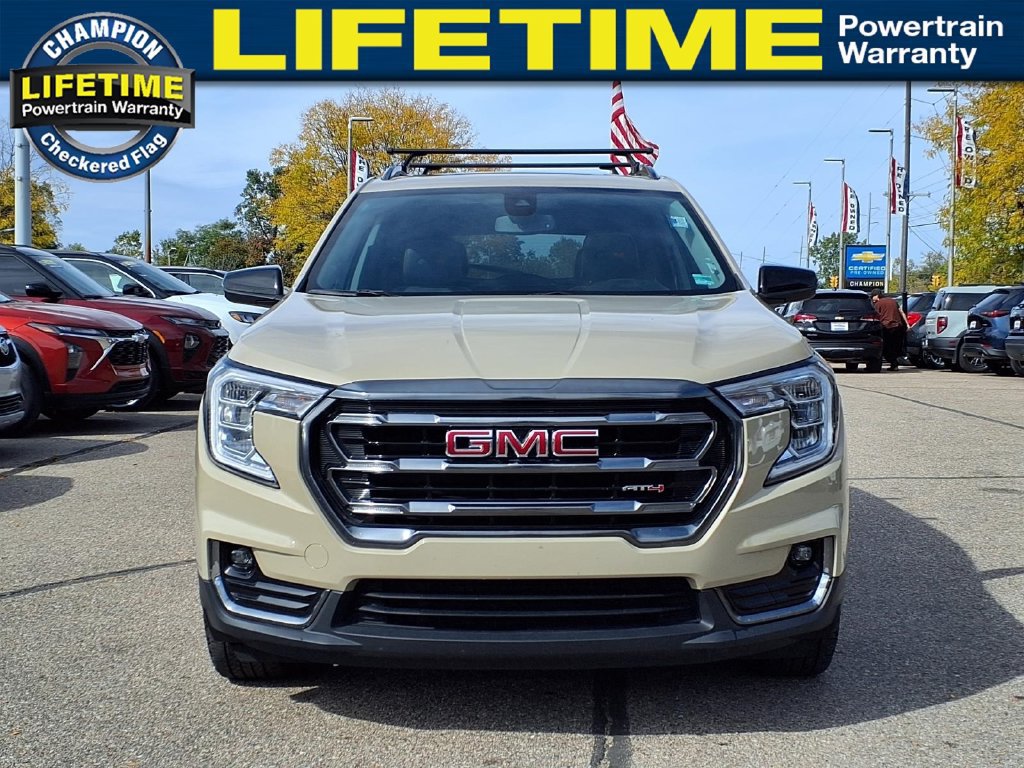 Used 2022 GMC Terrain AT4 w/ LPO, Floor Liner Package AWD/4WD image 2