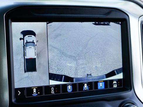 Used 2022 Chevrolet Silverado 2500 LTZ w/ LTZ Plus Package image 33