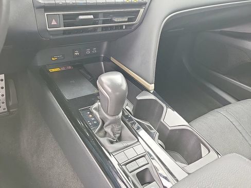Used 2025 Toyota Camry XSE FWD image 17