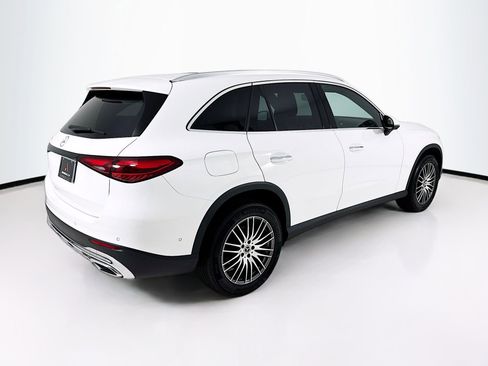 Used 2026 Mercedes-Benz GLC 300 image 8