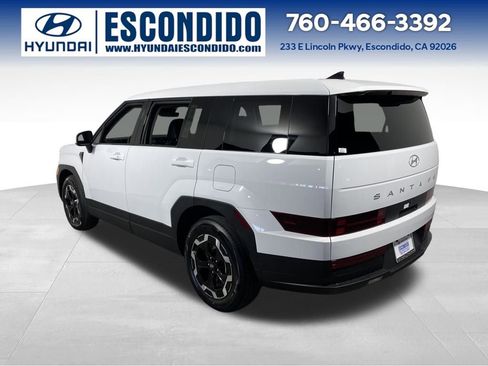 New 2026 Hyundai Santa Fe SE image 3
