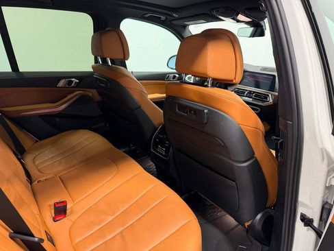 Used 2020 BMW X5 xDrive40i w/ M Sport Package image 37