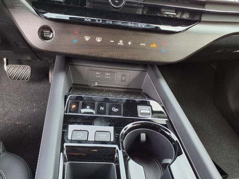 New 2025 Nissan Murano SL image 15