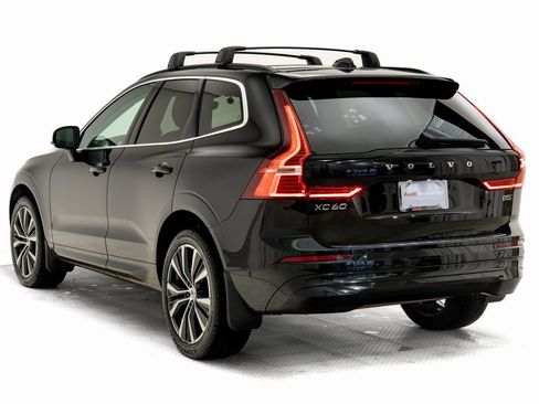 Used 2022 Volvo XC60 B5 Momentum w/ Advanced Package image 31