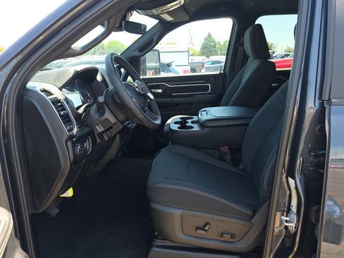 Used 2026 RAM 2500 Big Horn AWD/4WD image 7