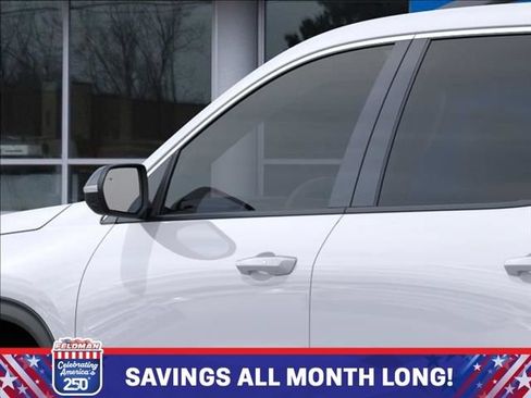 New 2026 Chevrolet Traverse LT w/ Driver Confidence Package FWD image 12