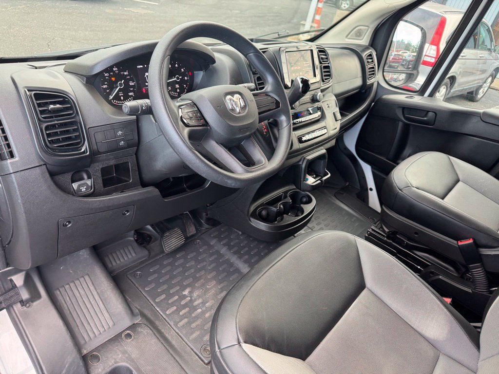Used 2023 RAM ProMaster 3500 FWD image 12