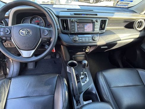 Used 2014 Toyota RAV4 XLE image 18