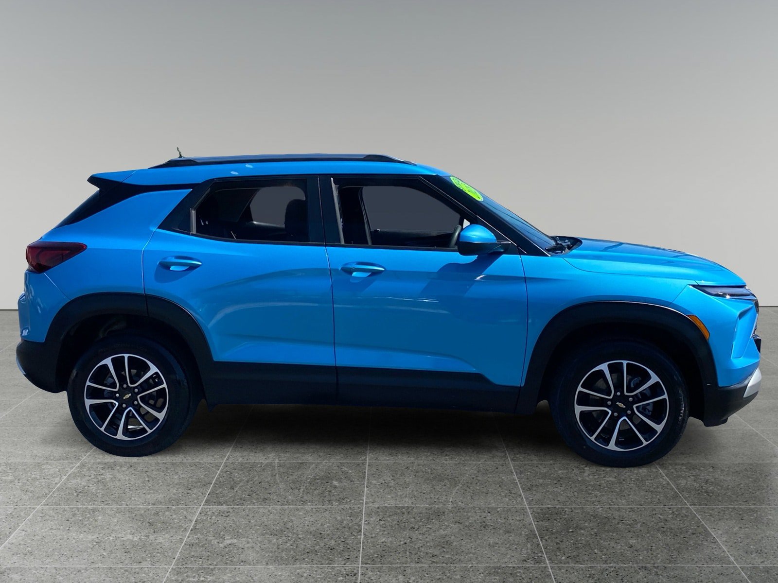 Used 2025 Chevrolet TrailBlazer LT AWD/4WD image 6